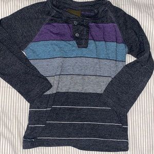 Long sleeve shirt pull over head